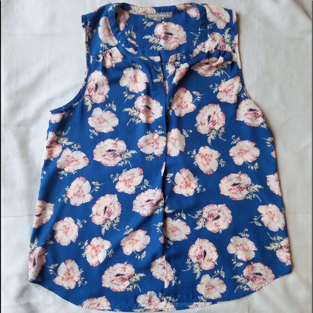 Daniel Rainn floral tank size Large